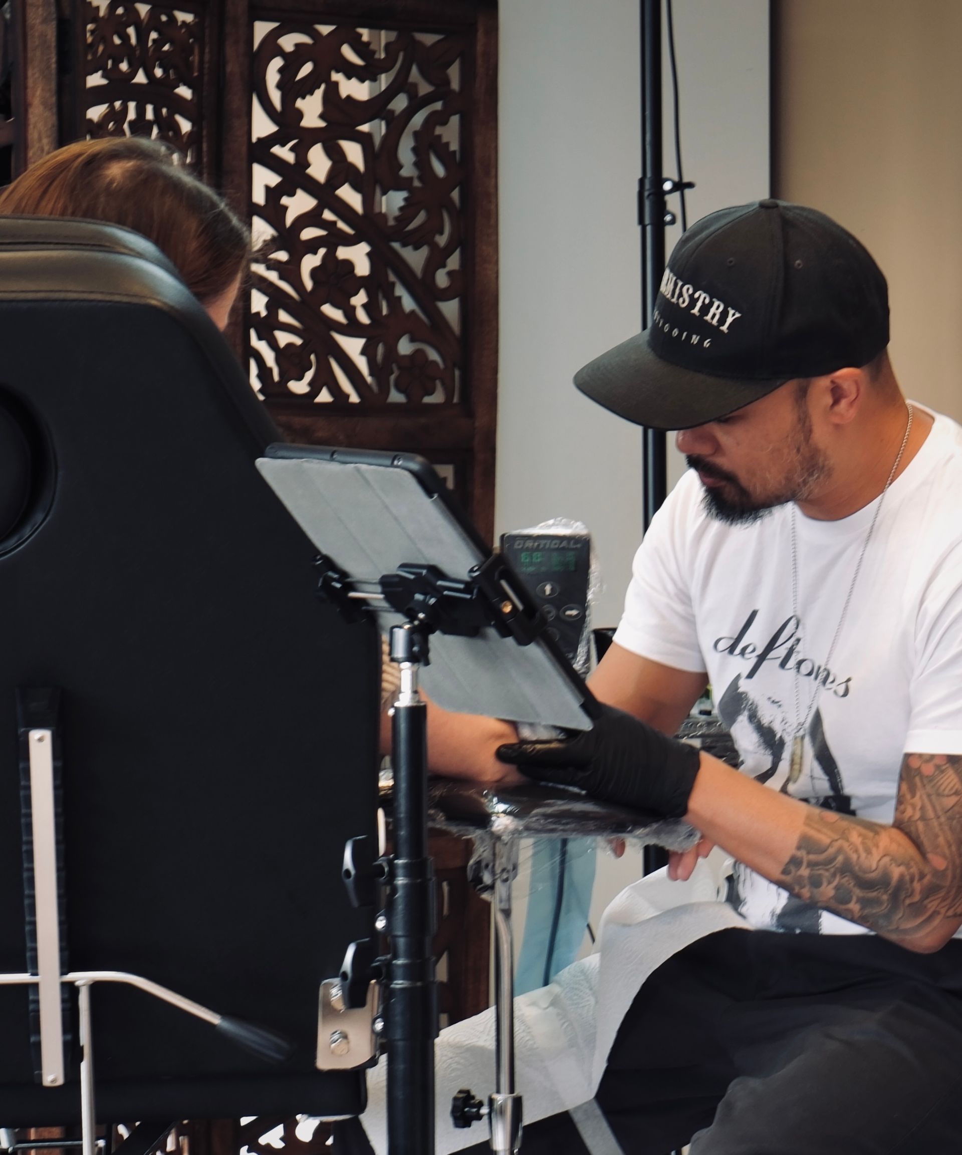Greg de Leau tatoeëerder Chemistry Tattooing