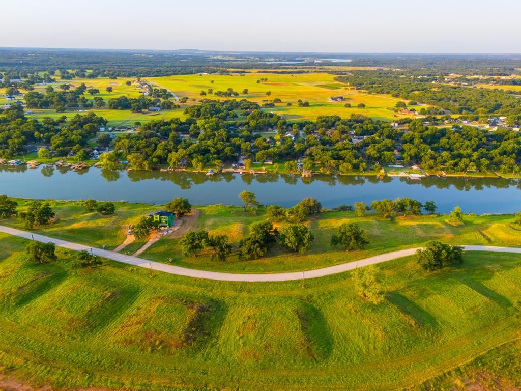 Weatherford Ranches Oregon Luxury Private Riverfront Estates in Weatherford | RRB