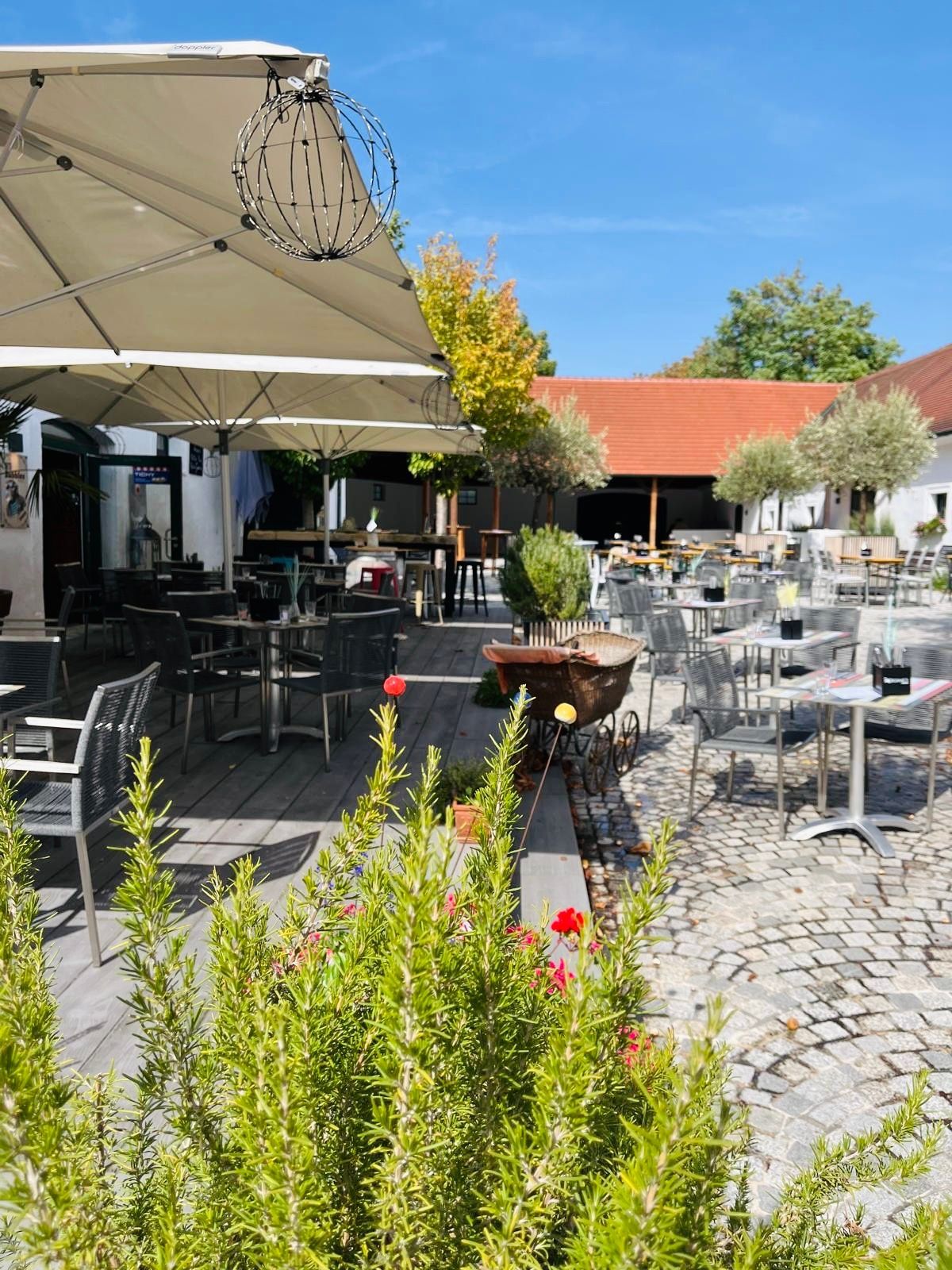 Barbereich Innenhof