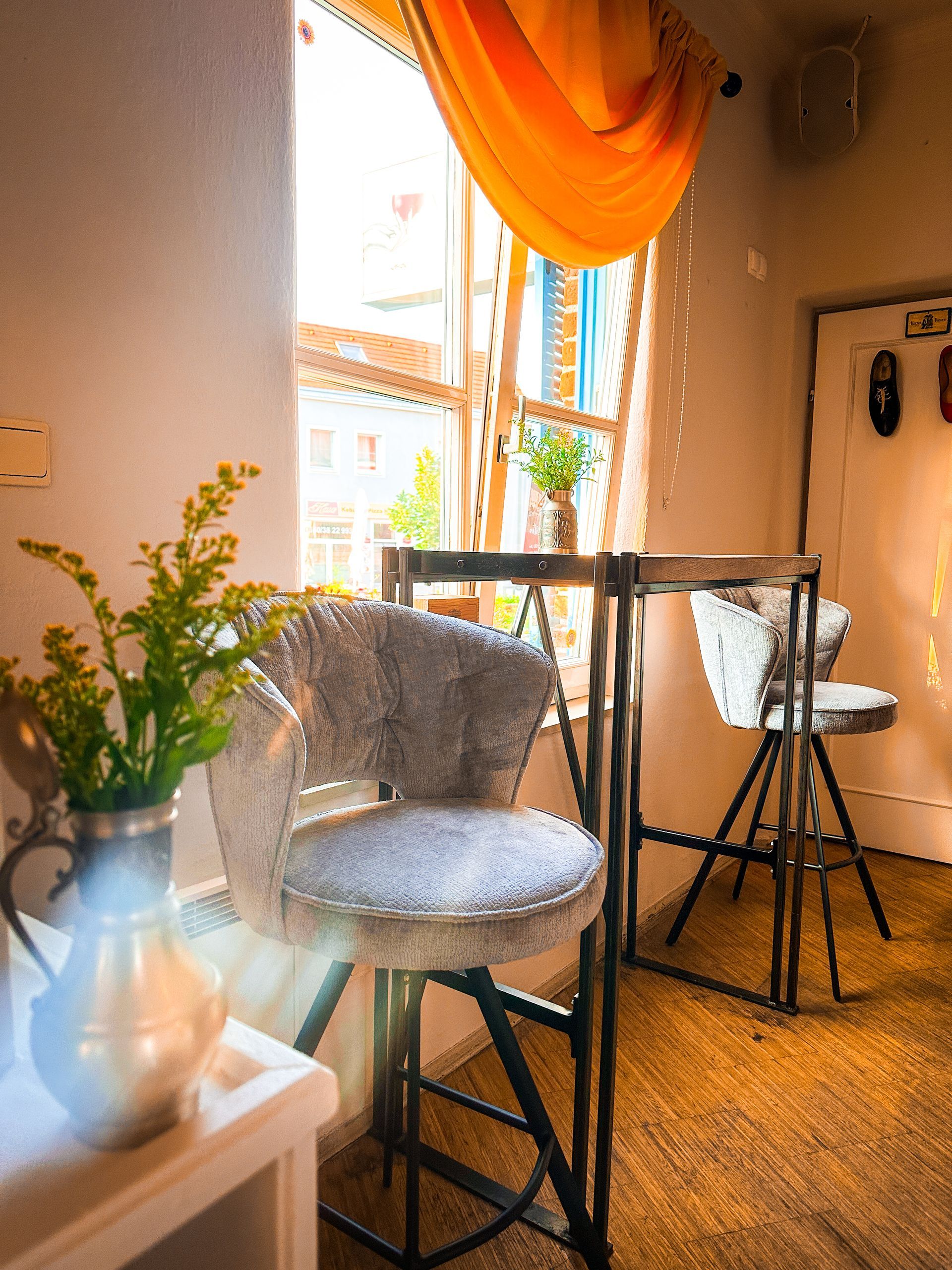 Außen Cafe
