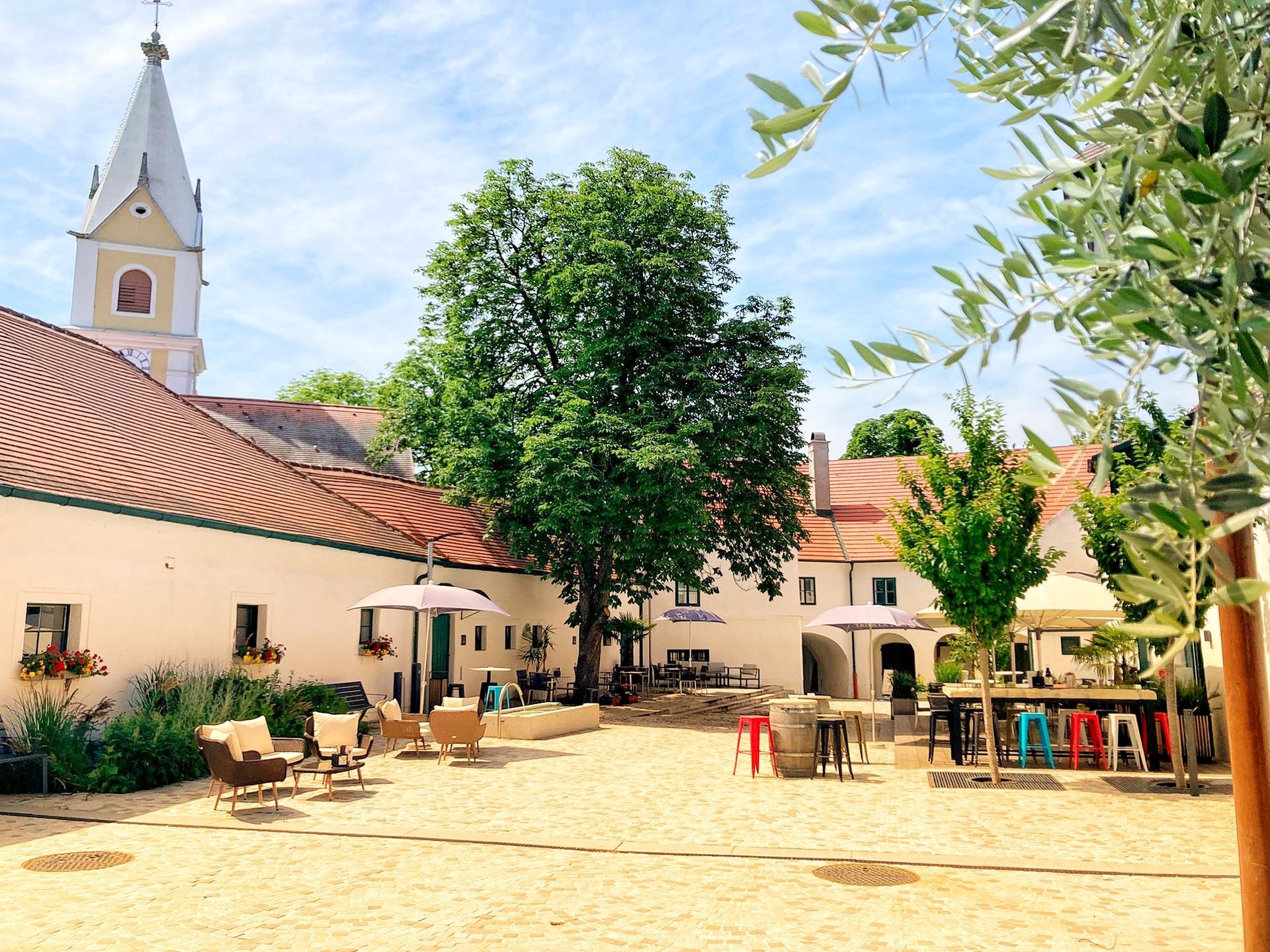 Innenhof Lounge