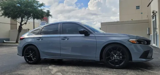 Auto Carbon Tint — Miramar, FL — Oscar Tint Solutions