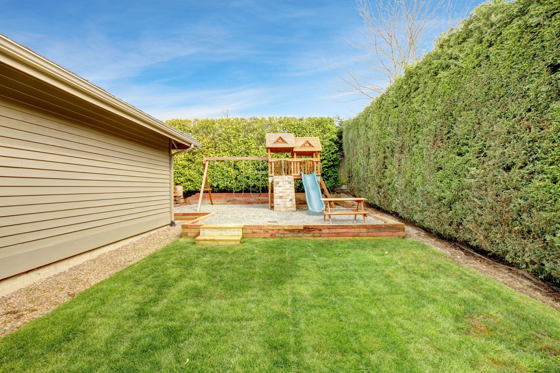 backyard-playground