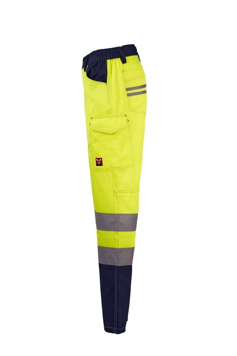 Pantaloni da lavoro giallo fluo e blu scuro ad alta visibilità con strisce riflettenti.
