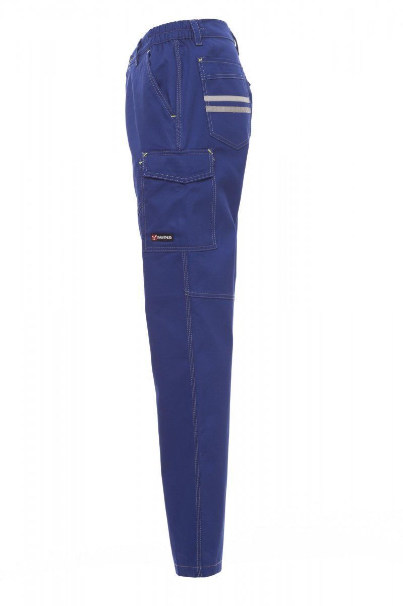 Pantaloni cargo blu con numerose tasche, mostrati su sfondo bianco.