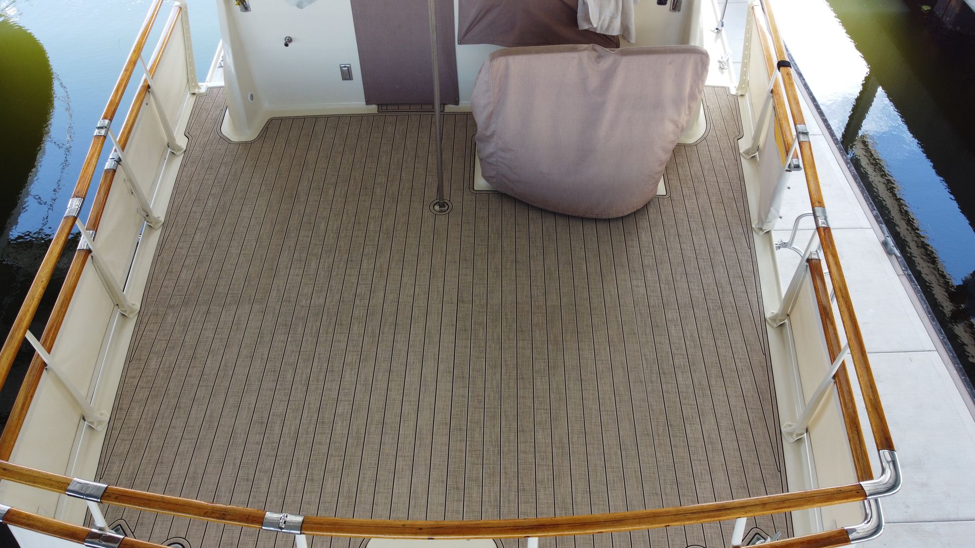 Marine Mat Installation | Shoreline Design