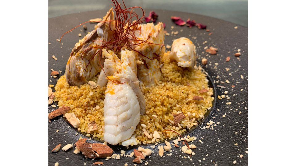 Piatto di cous cous tipico trapanese