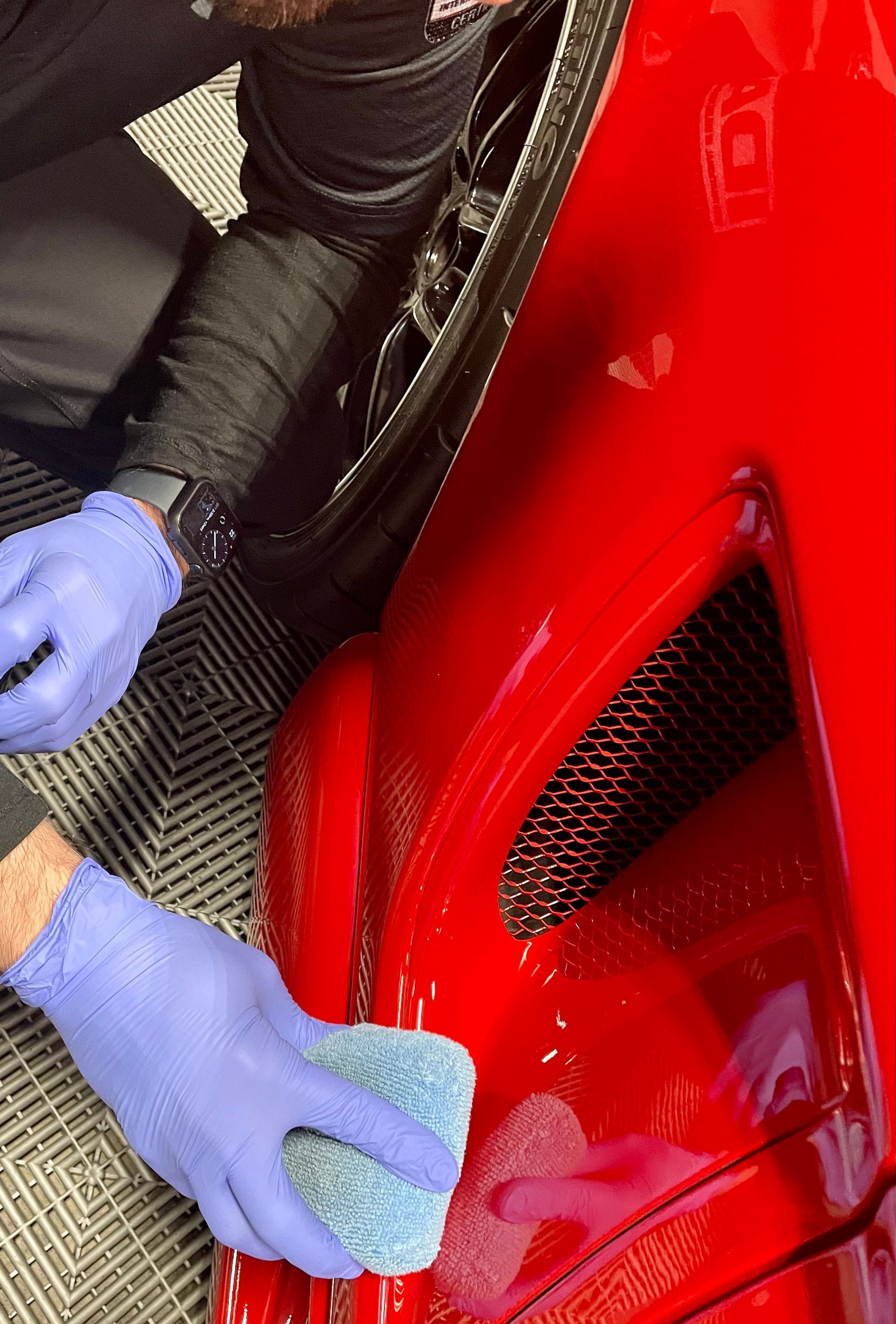 Applying Ceramic Coating