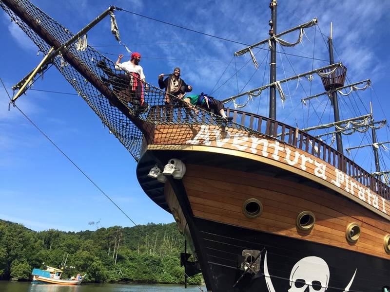 Navio pirata