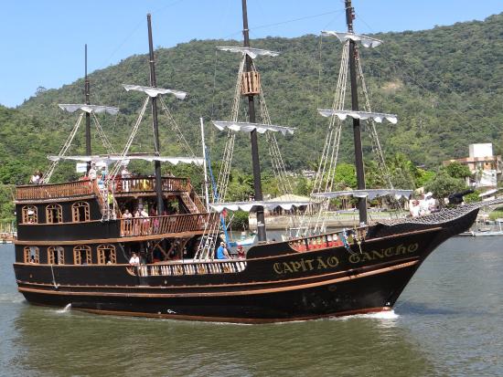 Navio pirata