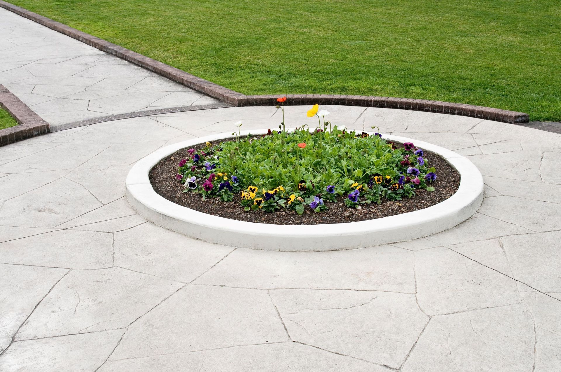 An image of Concrete Sidewalks & Walkways in Akron OH