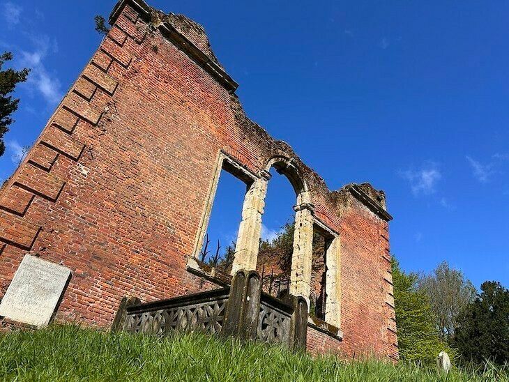 Ruins of the old St John's Church, Stanmore