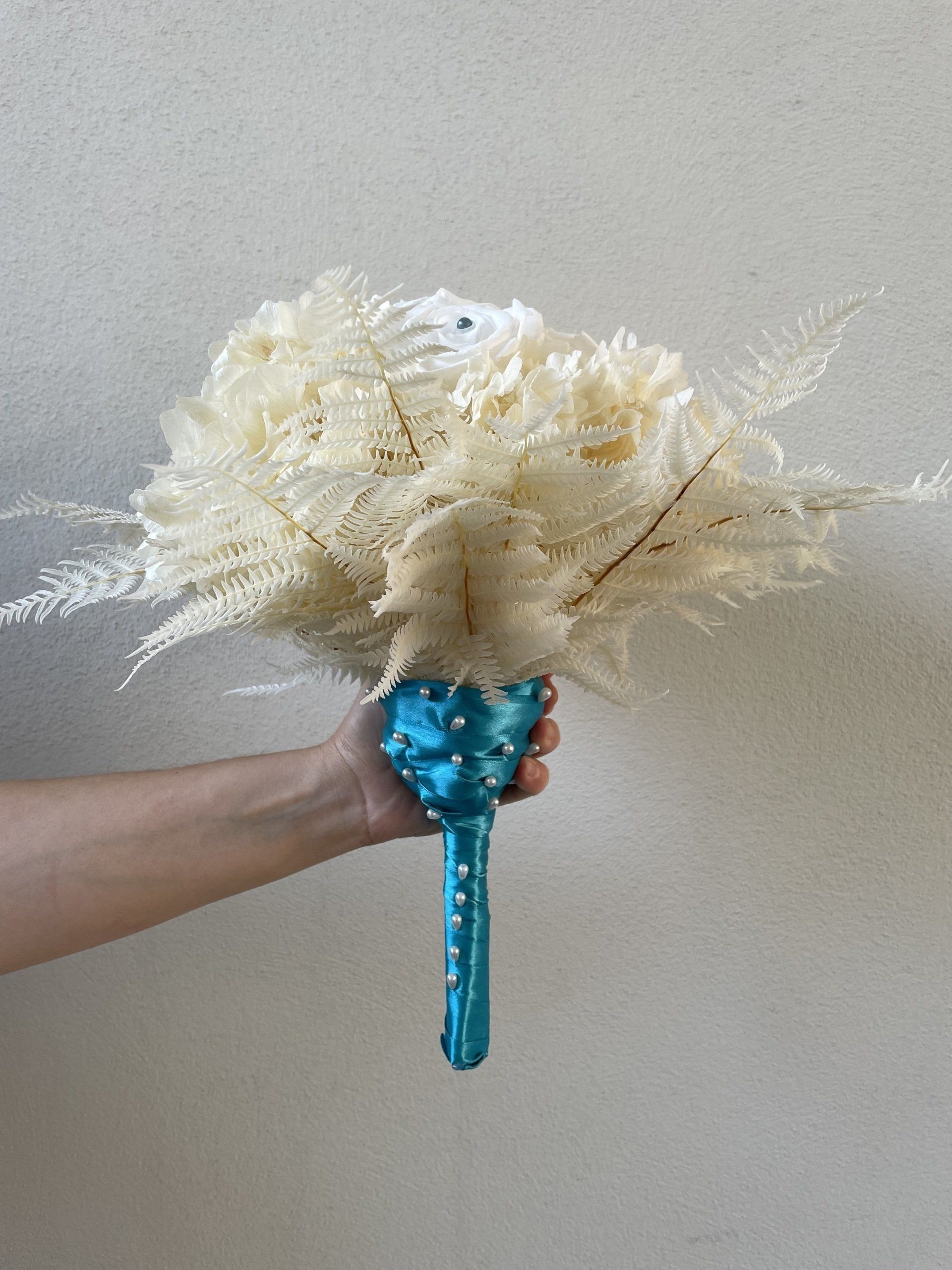 Bouquet da sposa con rose eterne 