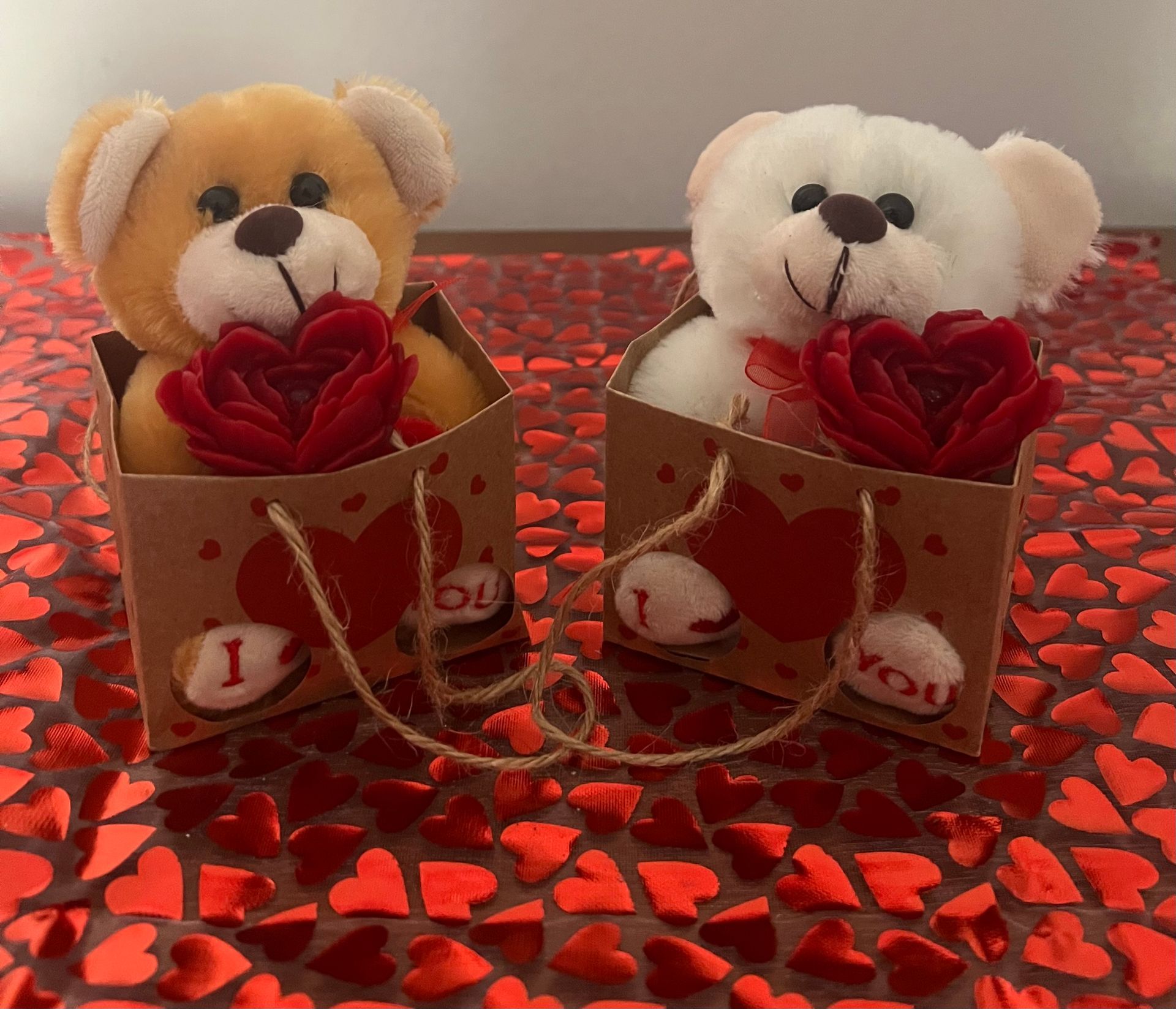 Orsetto del cuore con candela