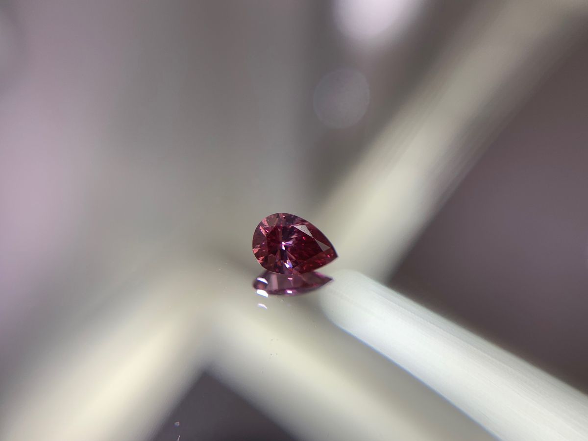 CERTIFIED ARGYLE Pear Diamond 0.15ct 1P SI1