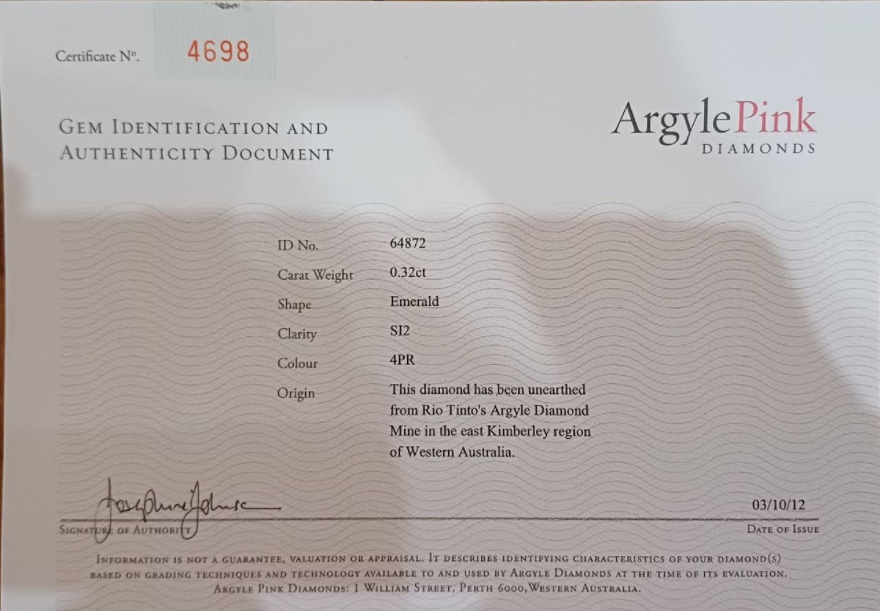 CERTIFIED ARGYLE Emerald Diamond 0.32CT 4PR SI2/SI1