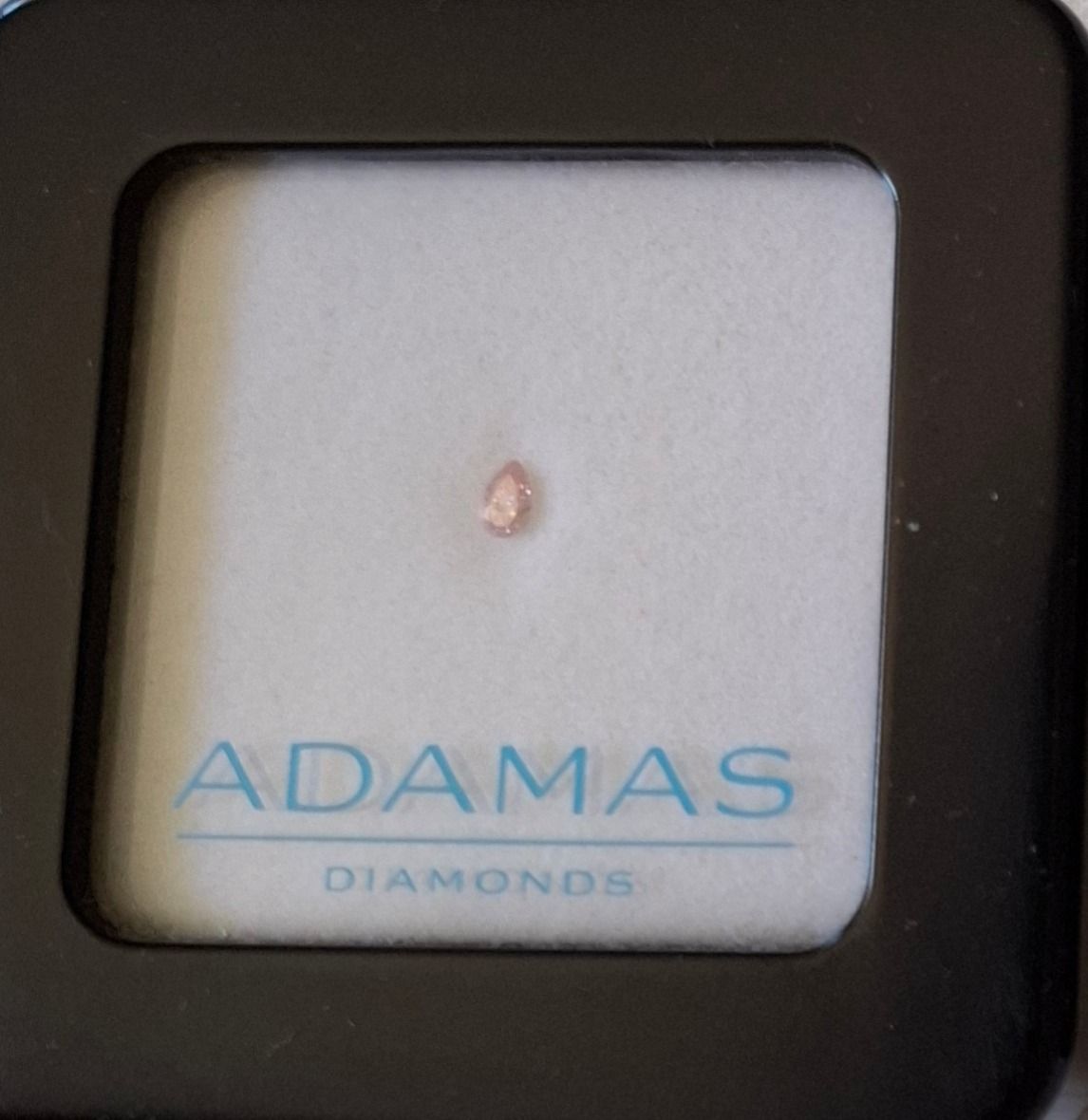 CERTIFIED ARGYLE Pear Diamond 0.09ct 5PP SIAV