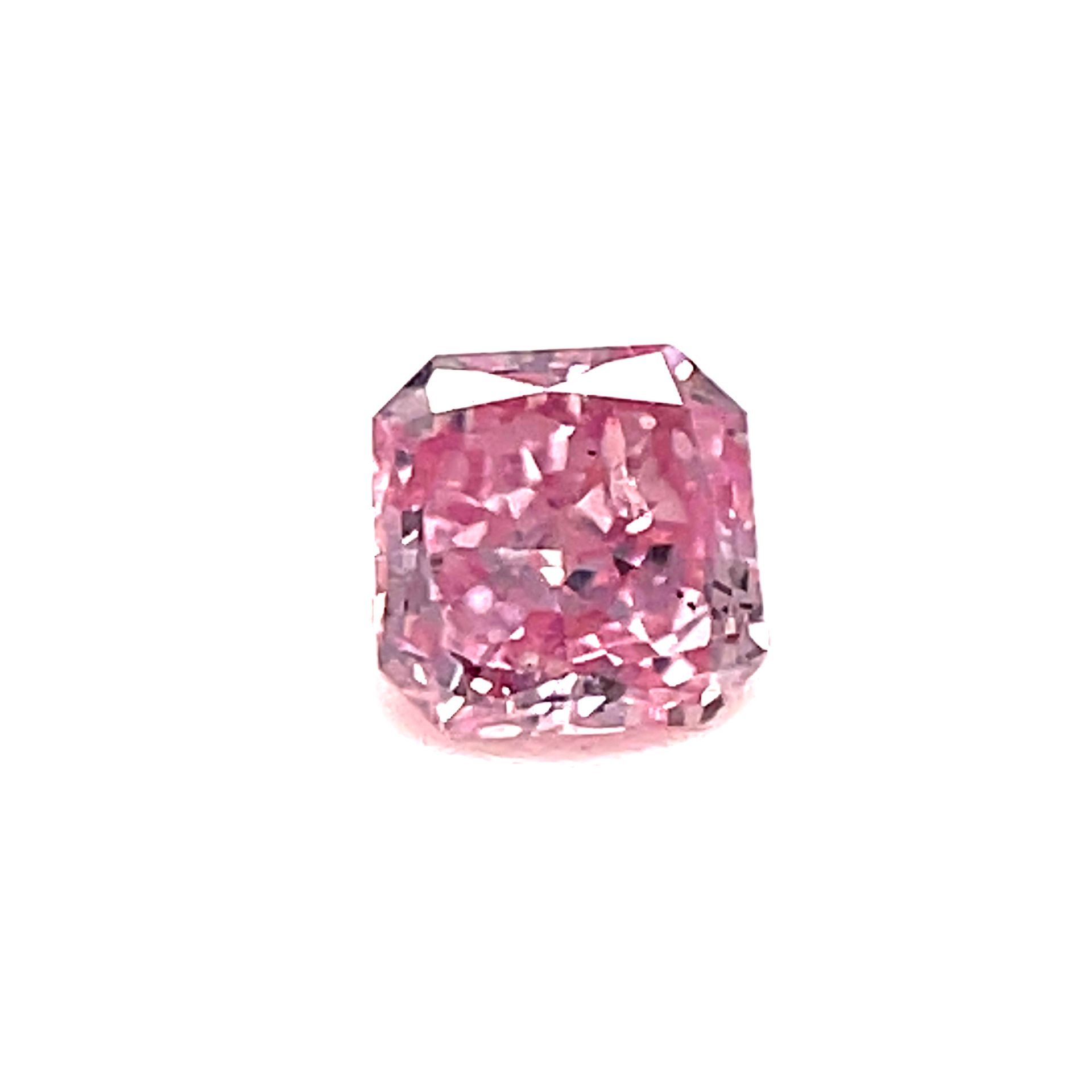 CERTIFIED ARGYLE Radiant Diamond 0.18ct 6P VS2