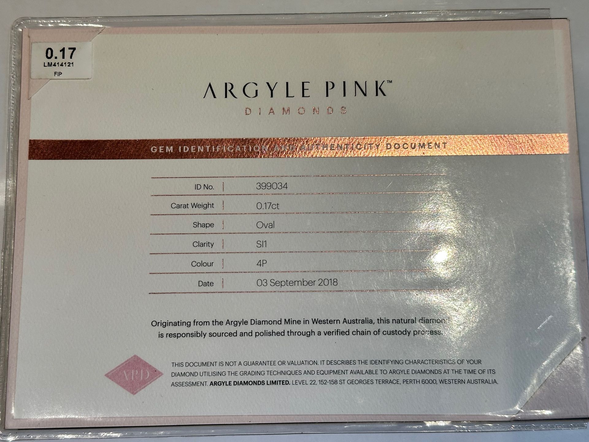 CERTIFIED ARGYLE Oval 0.17ct 4P SI1