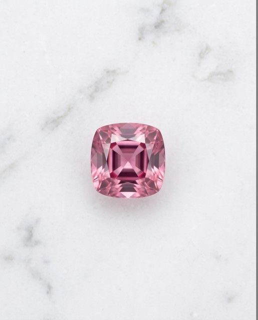 CERTIFIED ARGYLE Cushion Diamond 0.31ct 4PP P1
