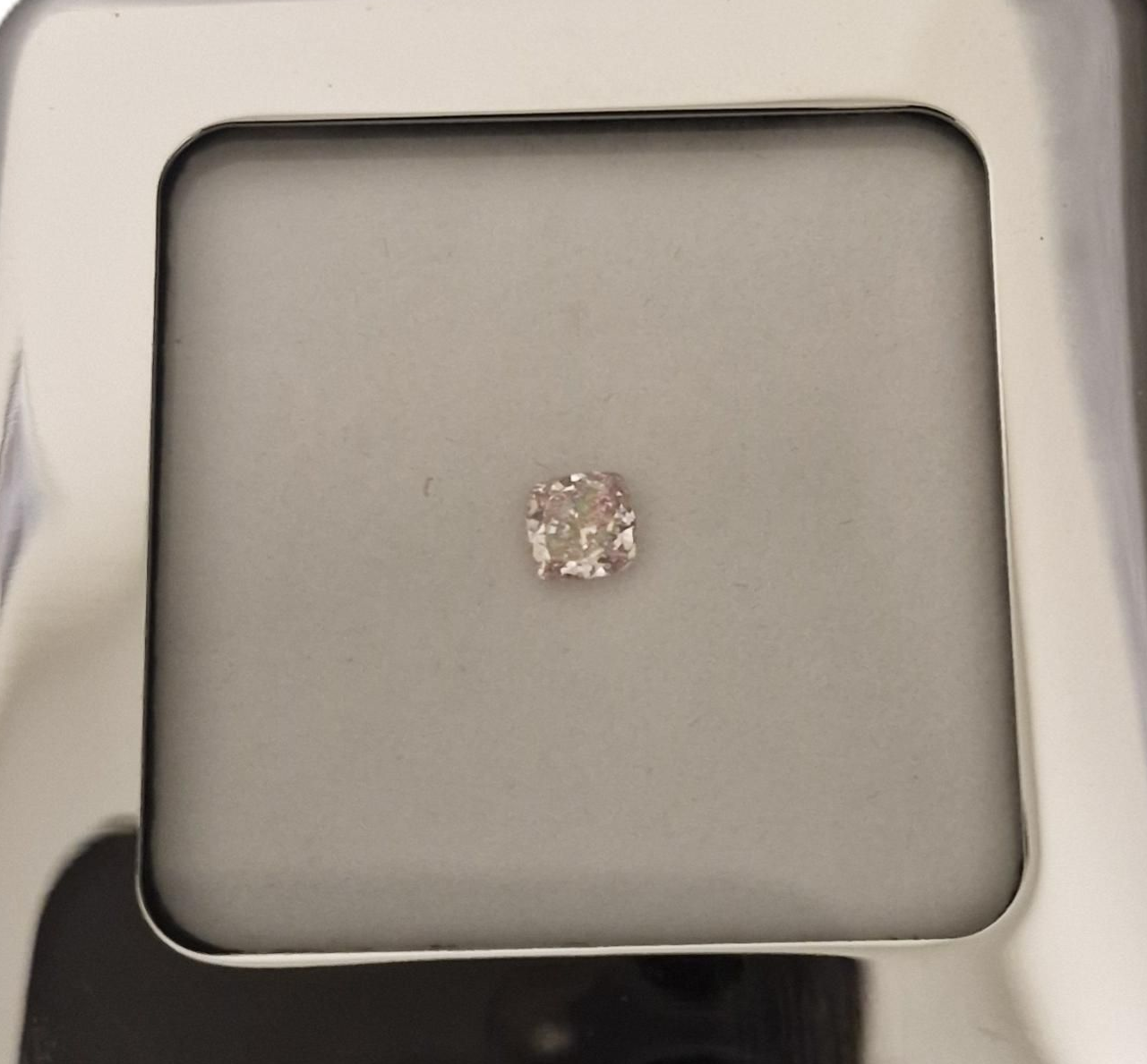 ORIGIN ARGYLE Cushion Diamond 0.64ct SI2