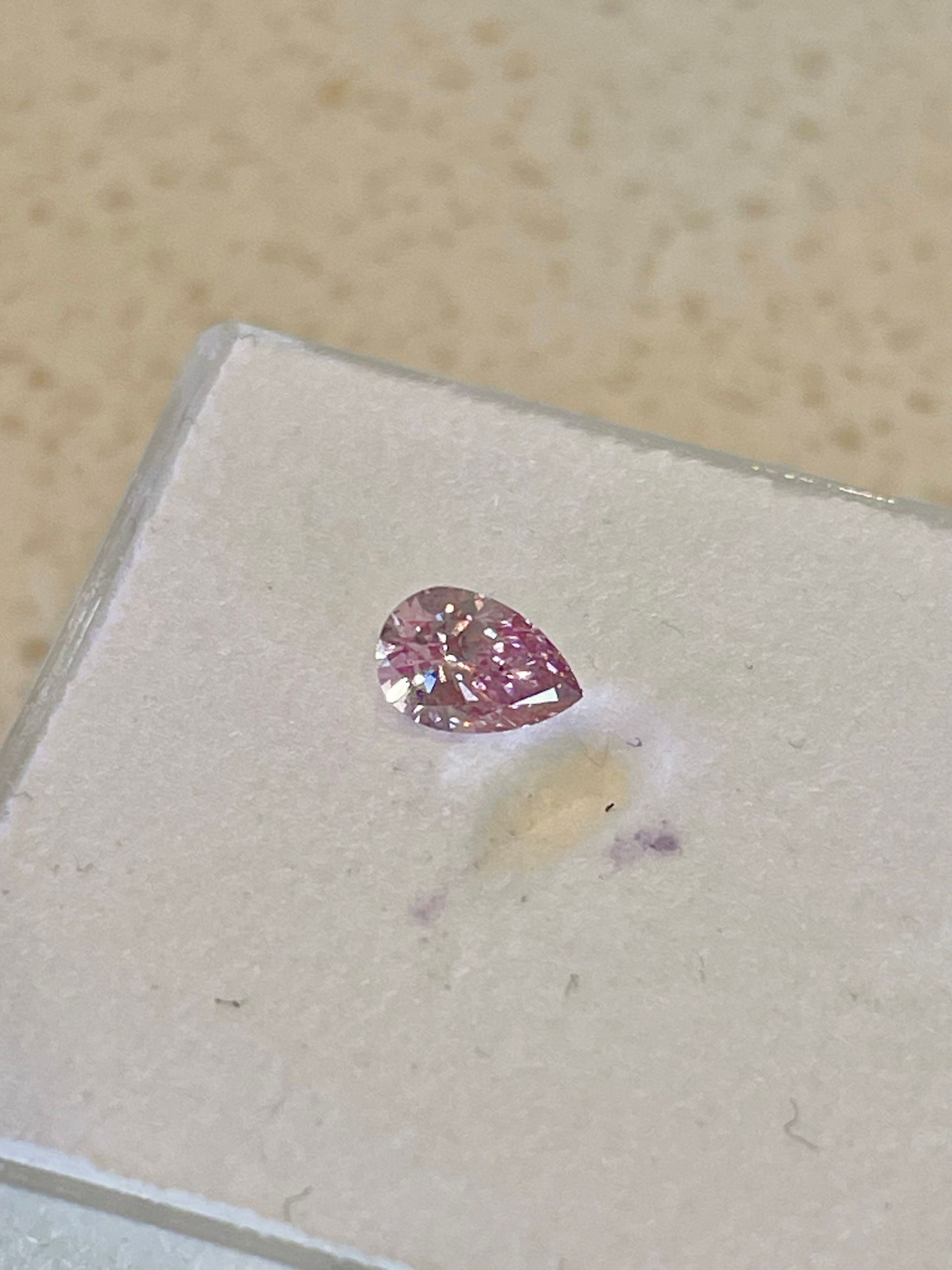 CERTIFIED ARGYLE Pear Diamond 0.24ct 5P SI2