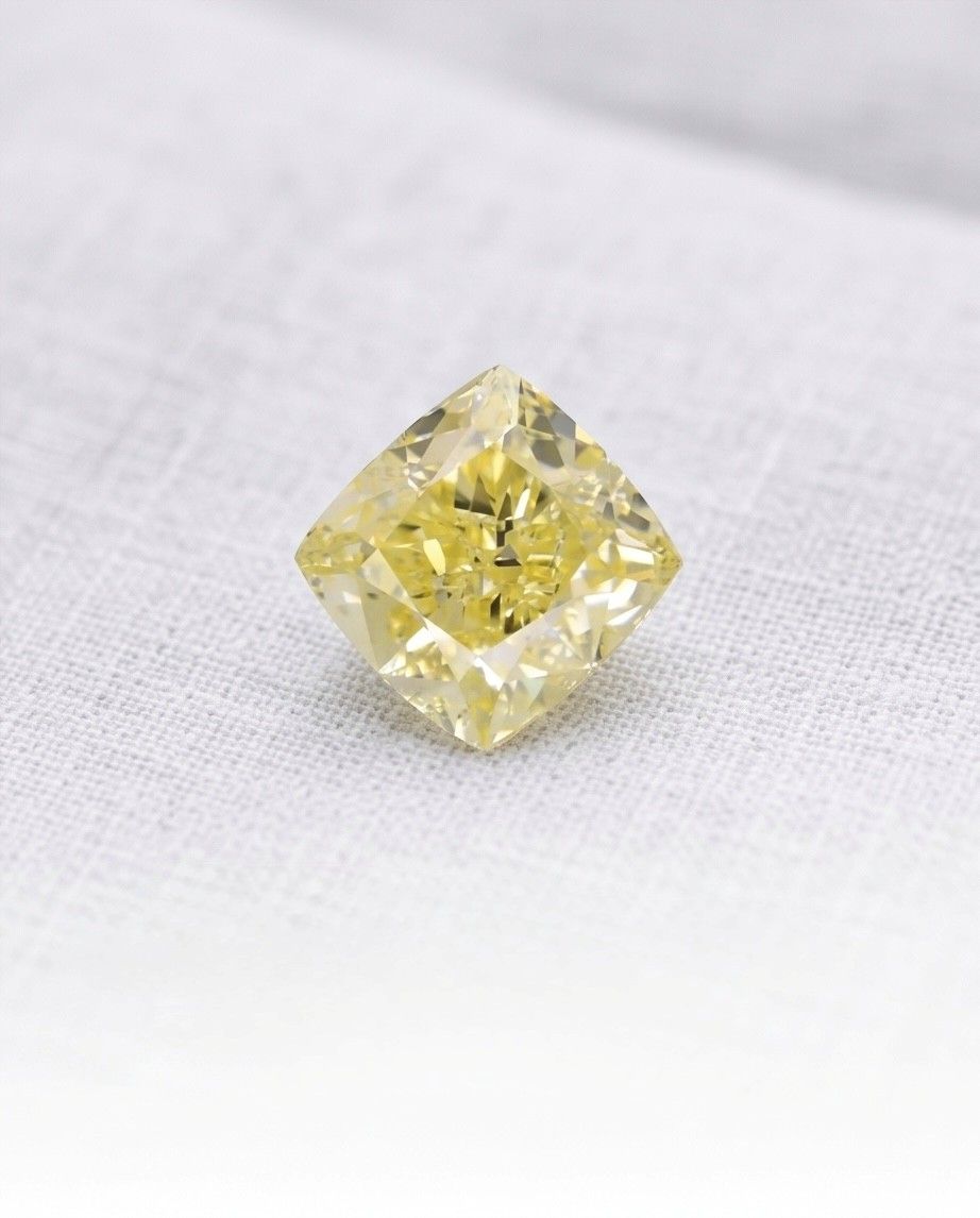 ORIGIN ARGYLE Cushion Diamond 2.01ct Yellow VS2