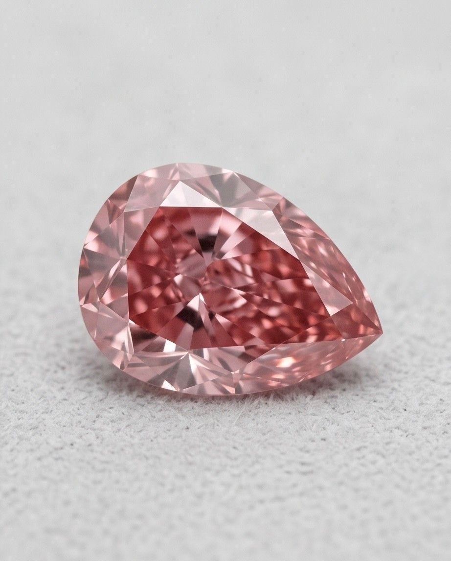 CERTIFIED ARGYLE Pear Diamond 1.53ct 7PR P1