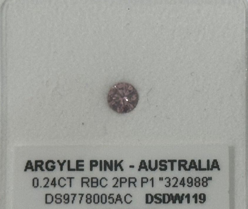 CERTIFIED ARGYLE Round Diamond 0.24ct 2PR P1