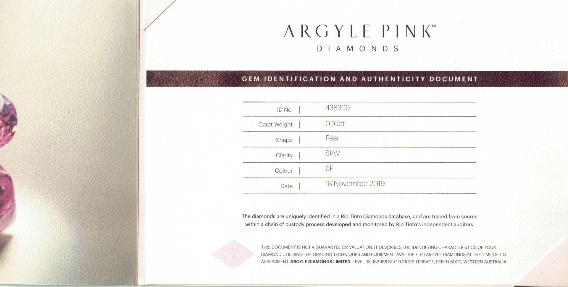 CERTIFIED ARGYLE Pear Diamond 0.10ct 6P SIAV Collector's Edition