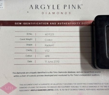 CERTIFIED ARGYLE Radiant Diamond 0.44ct 4PR VS2