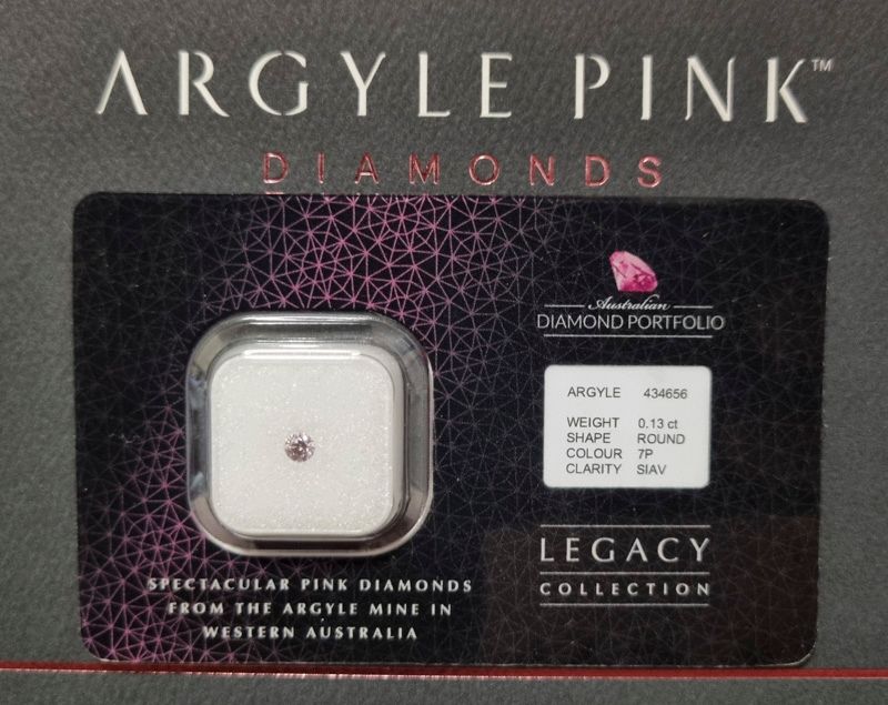 CERTIFIED ARGYLE Round Diamond 0.13ct 7P SIAV
