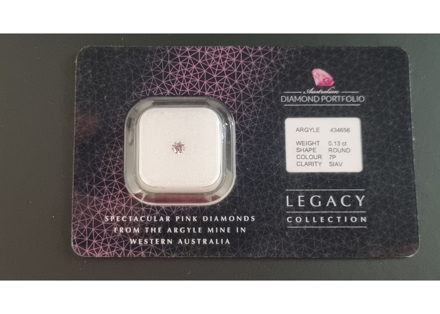 CERTIFIED ARGYLE Round Diamond 0.13ct 7P SIAV