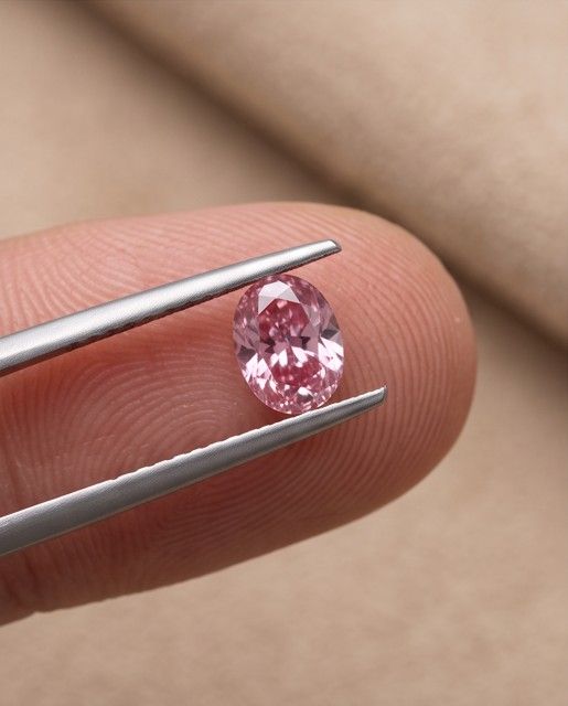CERTIFIED ARGYLE Oval Diamond 0.18ct 4P VS2