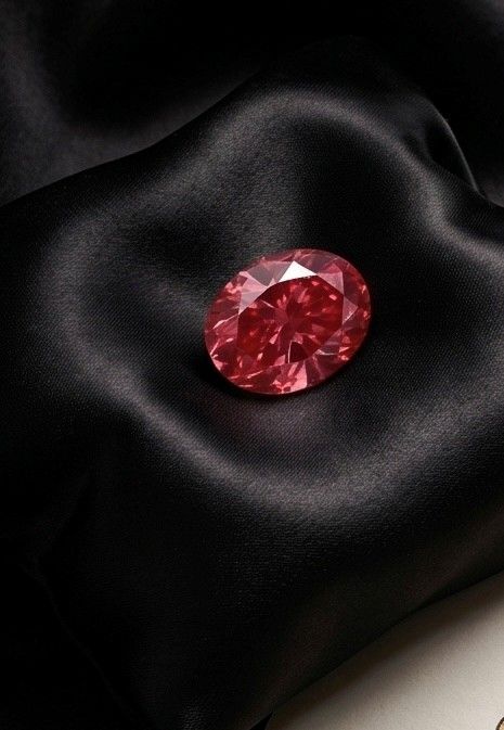 ORIGIN ARGYLE Oval Diamond 0.28ct Deep Pink VVS2