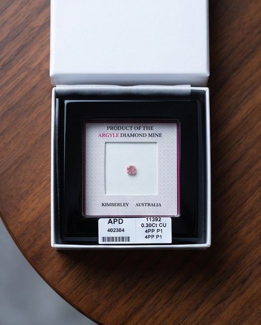 CERTIFIED ARGYLE Cushion Diamond 0.30ct 4PP P1