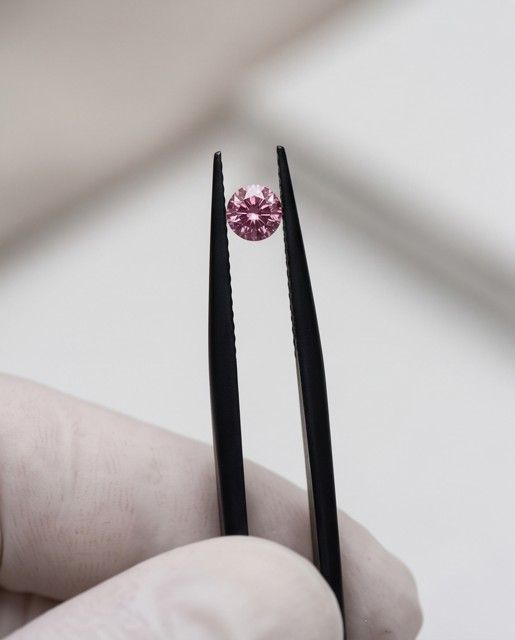 CERTIFIED ARGYLE Round Diamond 0.22ct 4PP VVS1