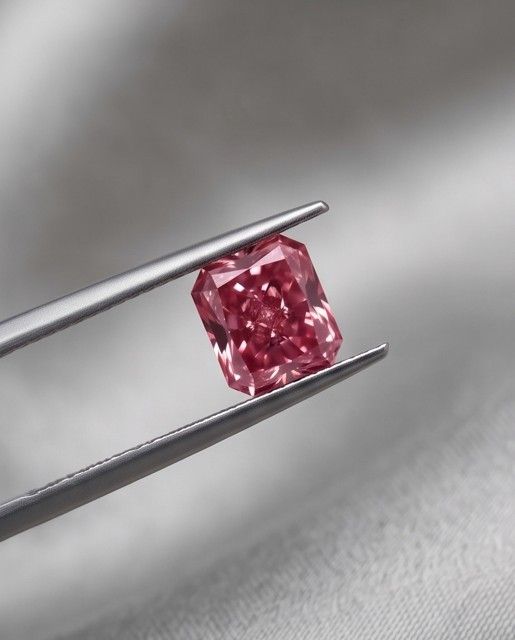 CERTIFIED ARGYLE Radiant Diamond 0.29ct 3PP SI2/SI1