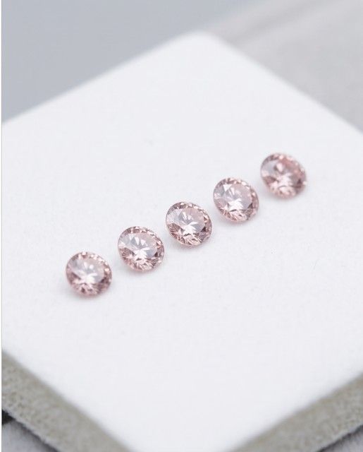 ORIGIN ARGYLE Round Diamonds 5 = 0.099ct TDW 6PP SIAV