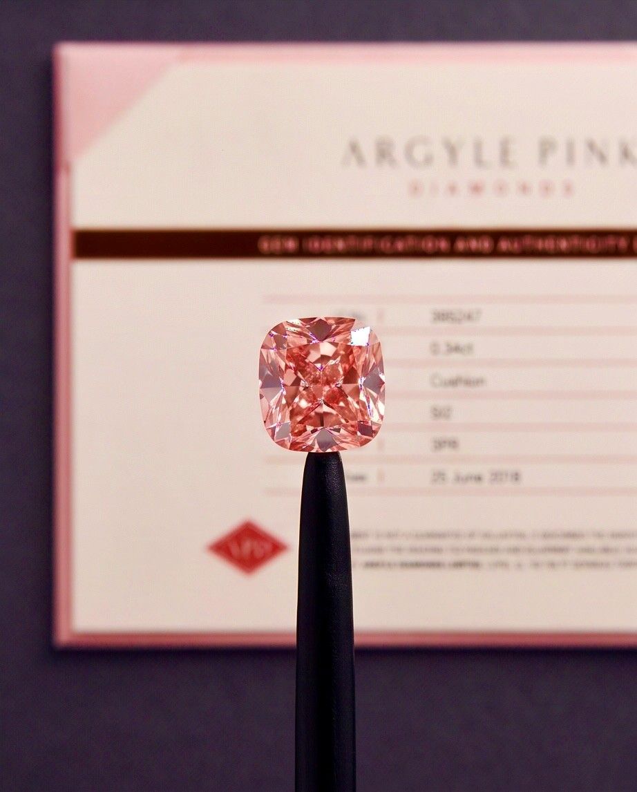 CERTIFIED ARGYLE Cushion Diamond 0.34ct 3PR SI2