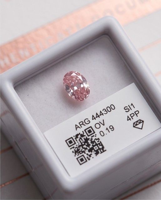 CERTIFIED ARGYLE Oval Diamond 0.19ct 4PP SI1