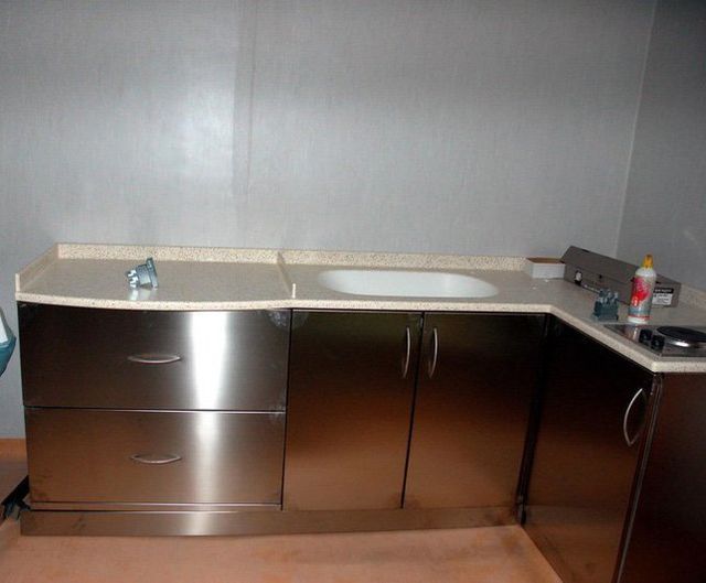 elementi di arredo in acciaio per abitazioni e negozi Catania