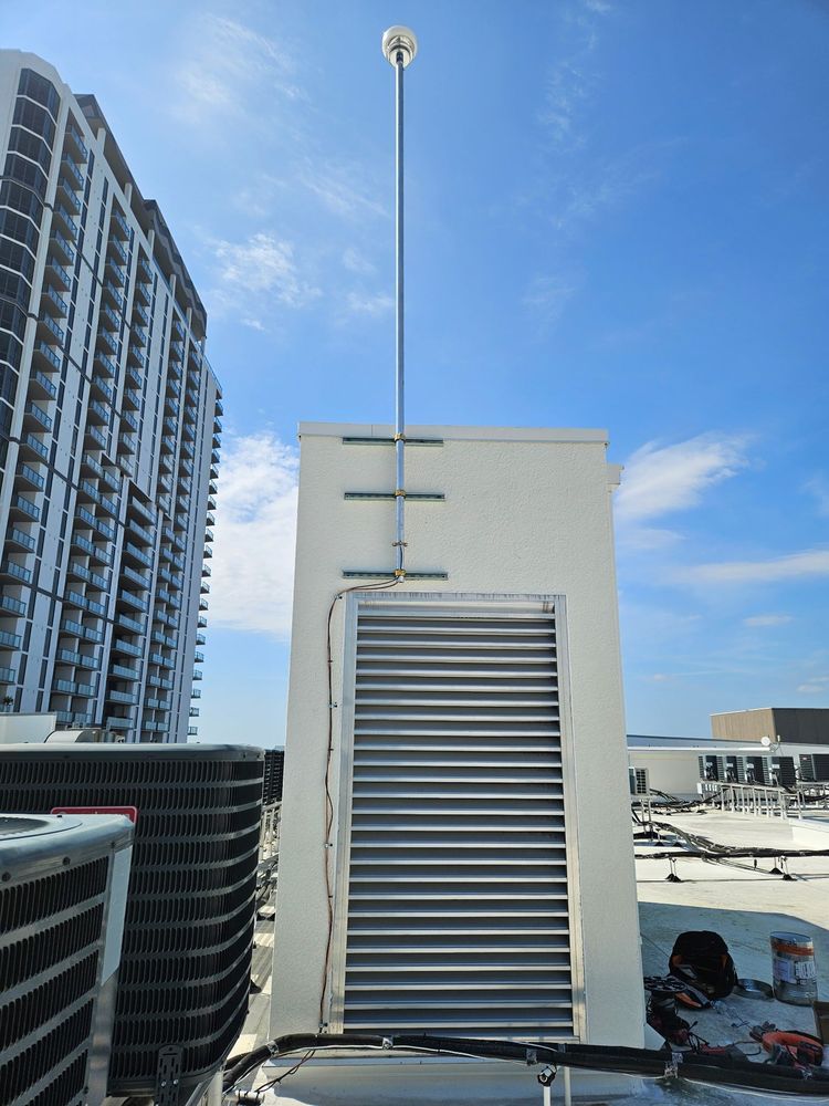 CMCE system installed on the roof of a high-rise condo building By Encore Land & Sea