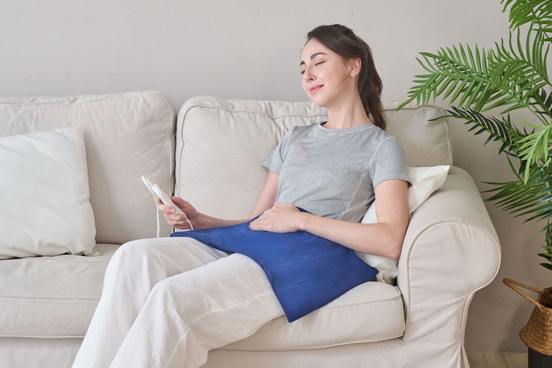 Non-vinyl Moist or Dry Heating Pad