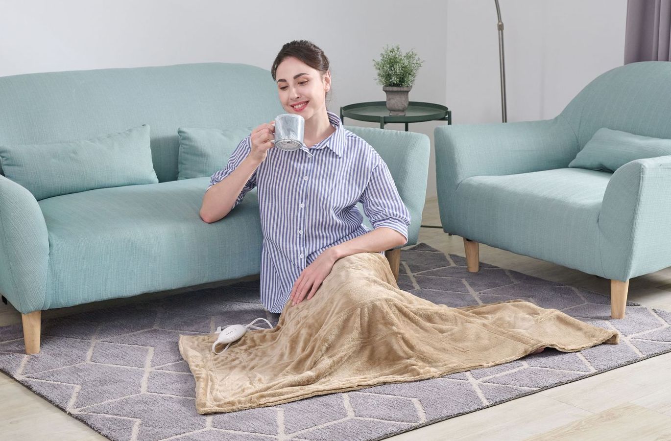 Fast-Heat Soothing Therapy Blanket