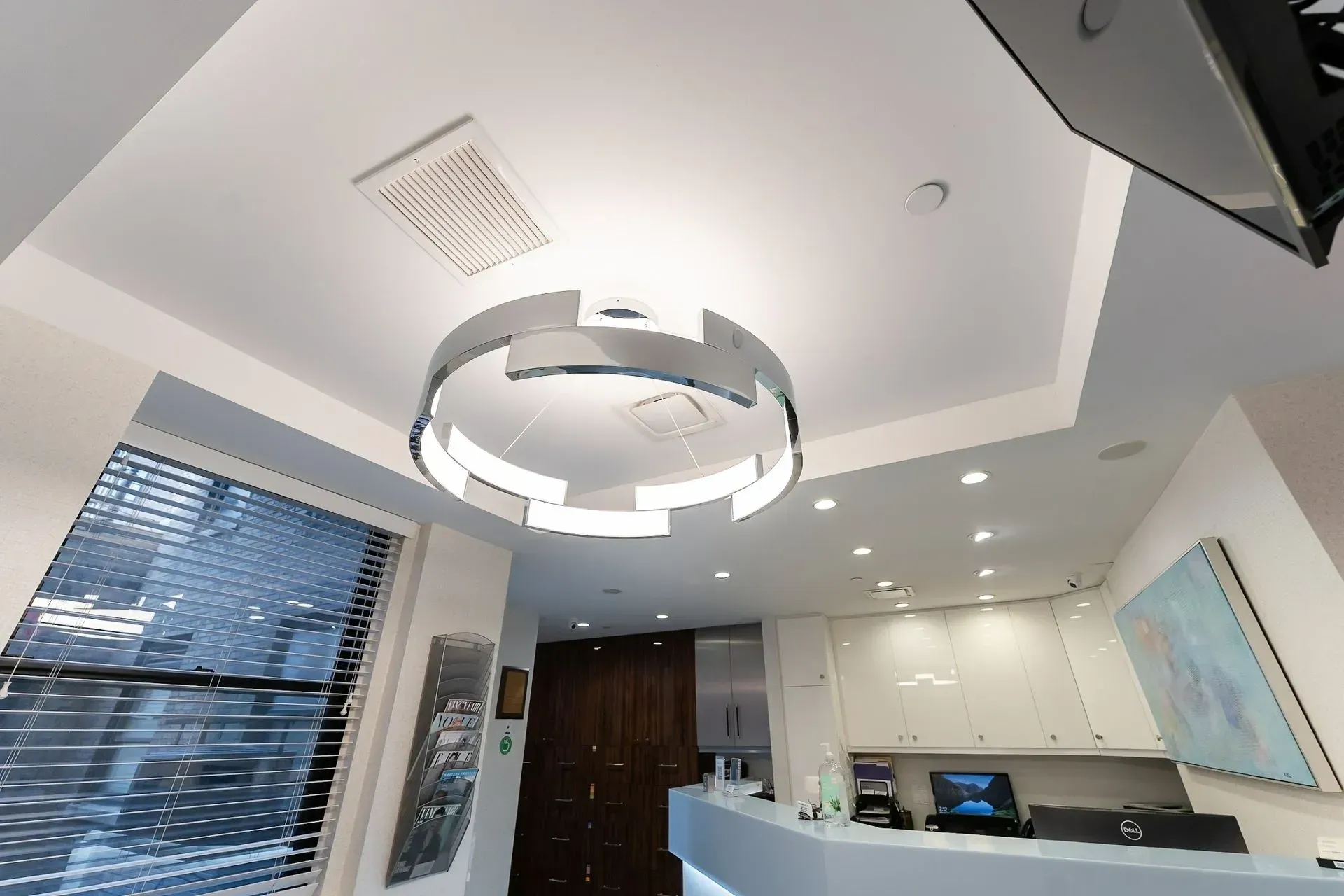 The reception area at Daniel Wank DDS