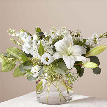 Alluring Elegance Bouquet — Brooklyn, NY — Meaningful Flowers