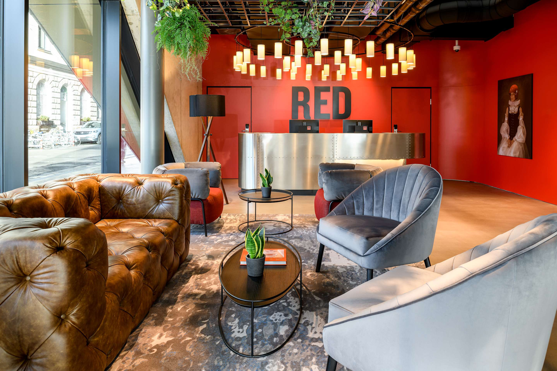 Radisson RED Hotels Teacher Discount Radisson RED Hotels Teacher Discount | Choice Hotels Teacher Discount | Education Discounts on Hotels & Lodging