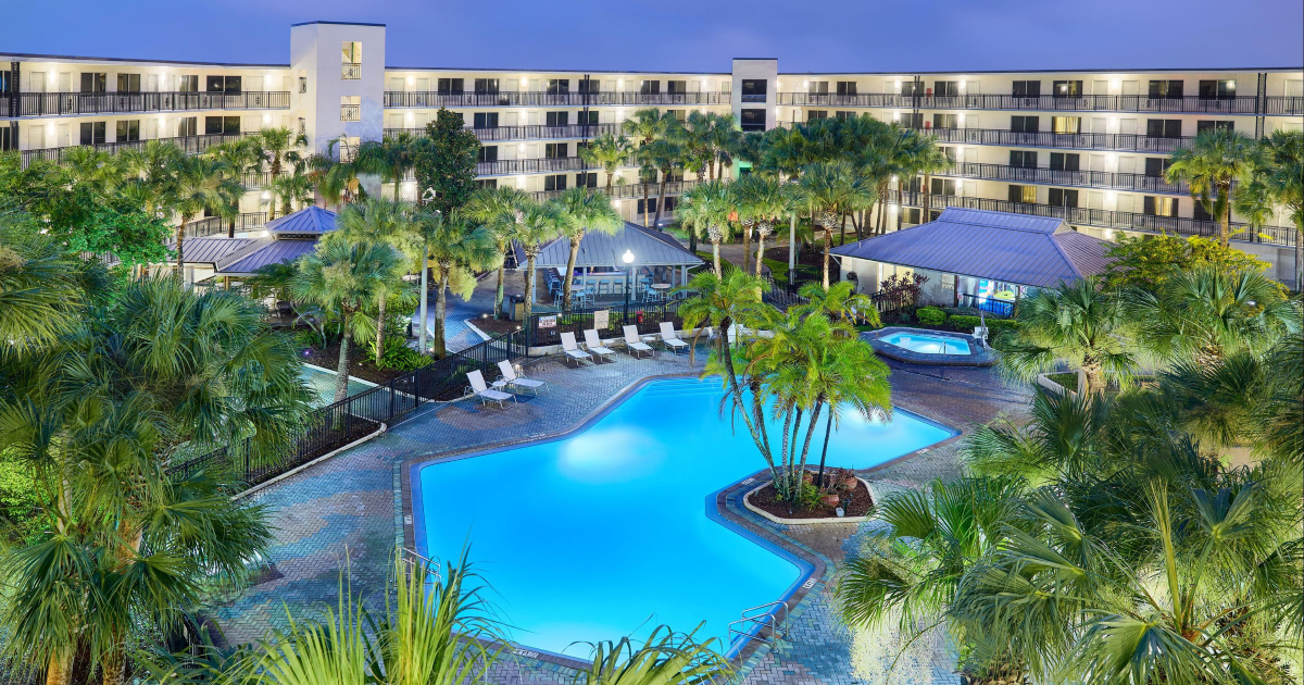 Staybridge Suites Teacher Discount | Teacher Travel Discounts