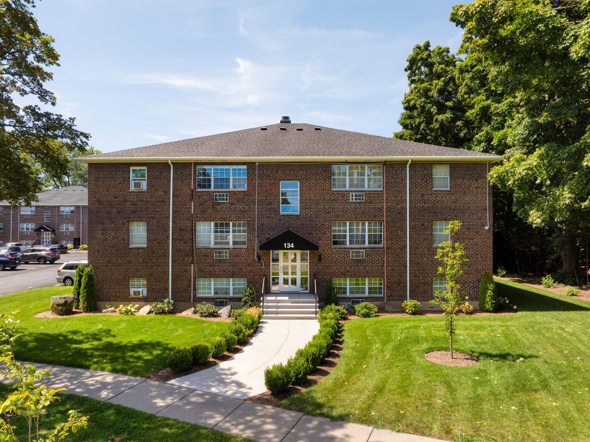 Silver Lake Apartments